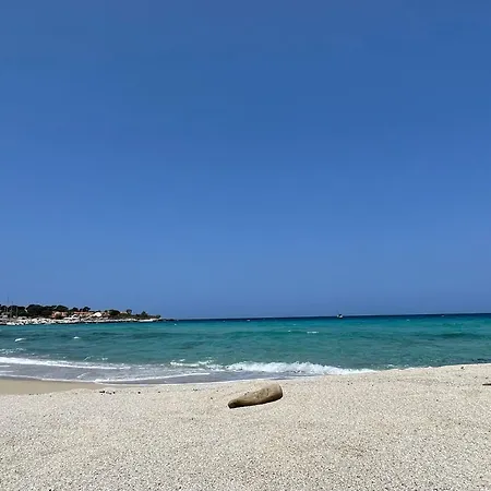 Climatise Confort A 100 M De La شقة