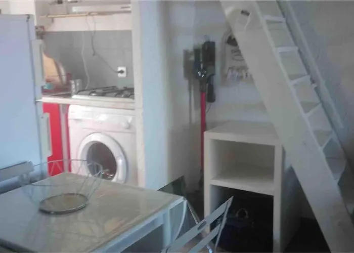 Climatise Confort A 100 M De La شقة